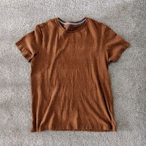 Banana Republic brown Tee